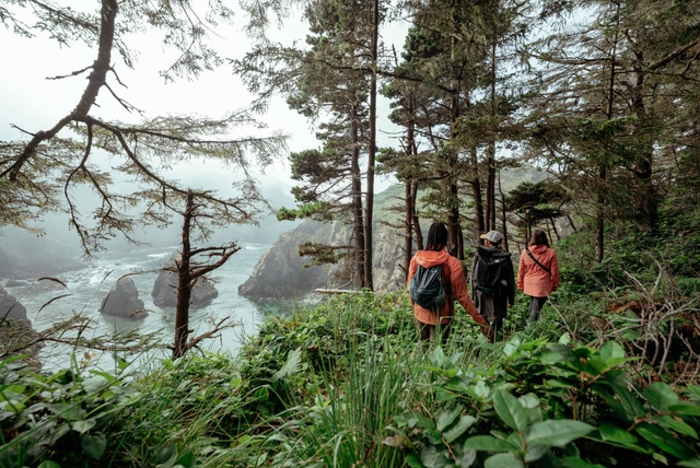 WOMEN'S PERFORMANCE PANTS